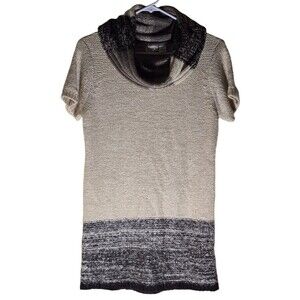 Cato Short Sleeve Sweater Long Nuetral Womens Sz Medium Pit to Pit 16 Length 31